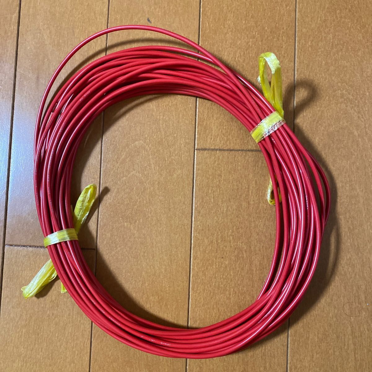 LANケーブル 富士電線 CAT5e 300メートル 赤と黄色-