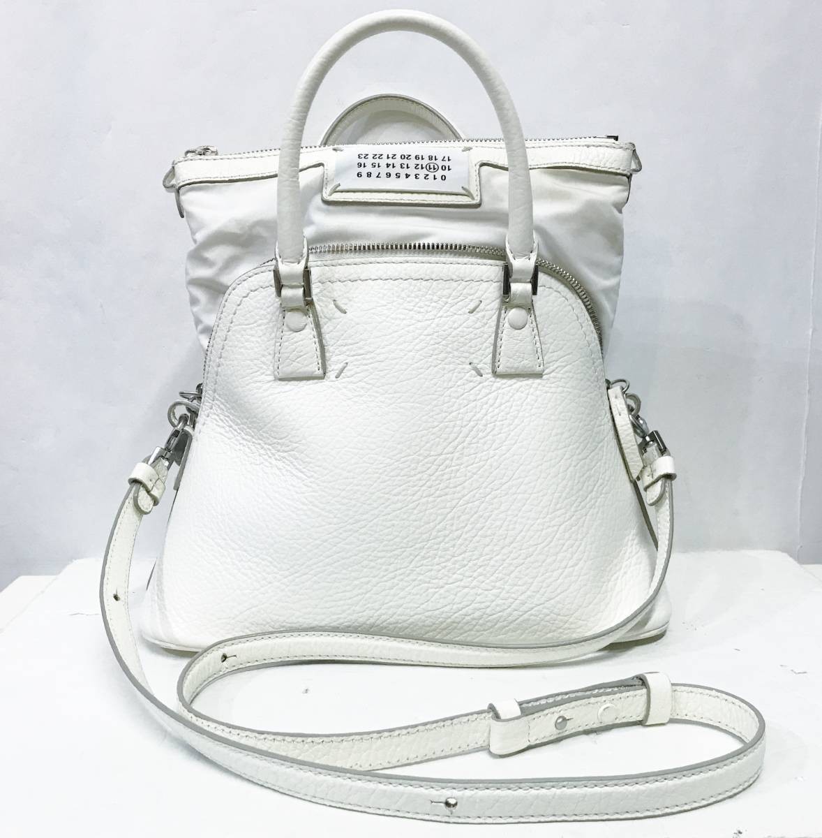 美品】 メゾンマルジェラ Margiela Maison 代官山 5AC レザー