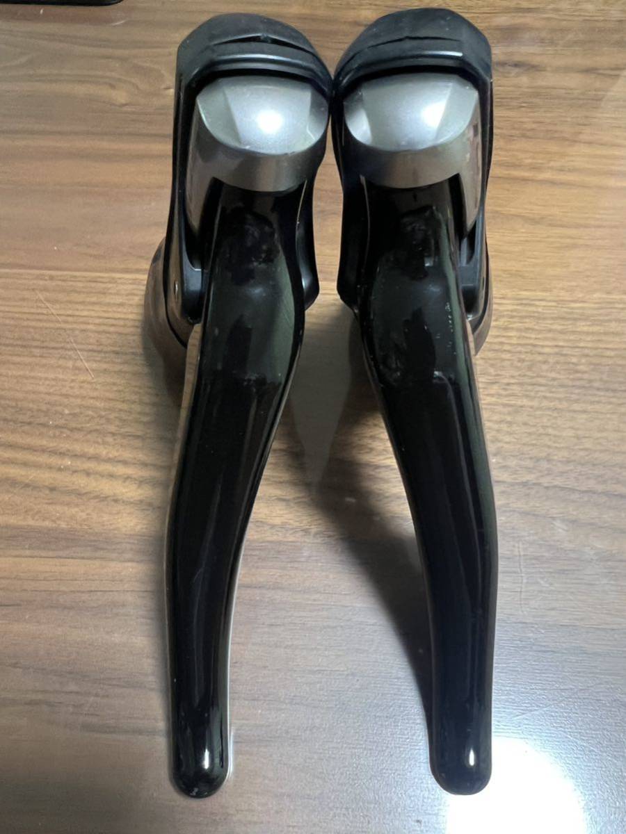 シマノ ST-5800 105 シフトレバー 左右セット 美品 デュアル シマノ ST-5800 105 シフトレバー 左右セット 美品 デュアル