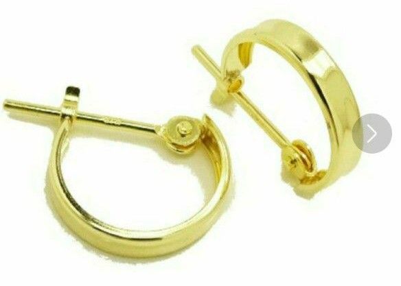 ールド k18 イタリアンピアスの通販 by ohane jewelry|ラクマ レディース