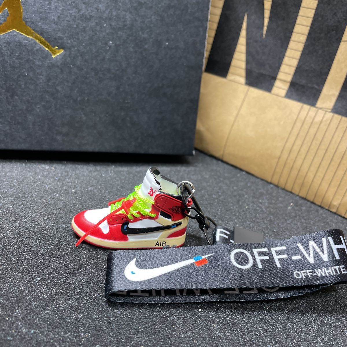 NIKE ナイキ ミニチュアスニーカー キーホルダー ストラップ NIKE ナイキ ミニチュアスニーカー キーホルダー ストラップ