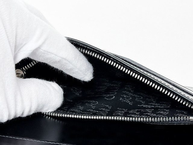 カルティエ パシャ 二つ折り長財布 レザー ブラック 黒 メンズ マチ