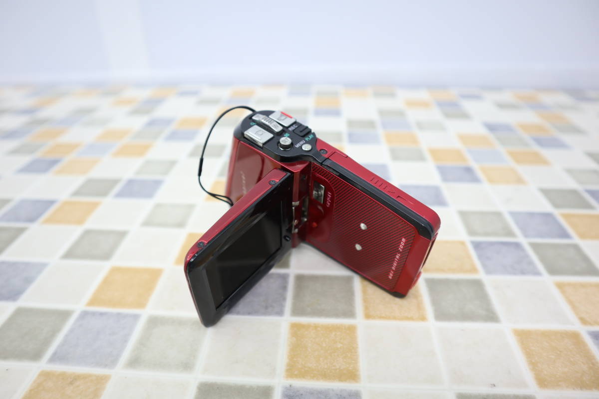 送料込】 SANYO Xacti DMX-C6型 ビデオカメラ デジカメ 動作OK