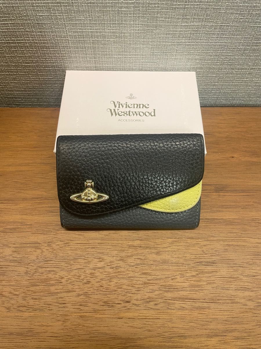 ヴィヴィアンウエストウッド Vivienne Westwood ダブルフラップ ヴィヴィアンウエストウッド Vivienne Westwood ダブルフラップ