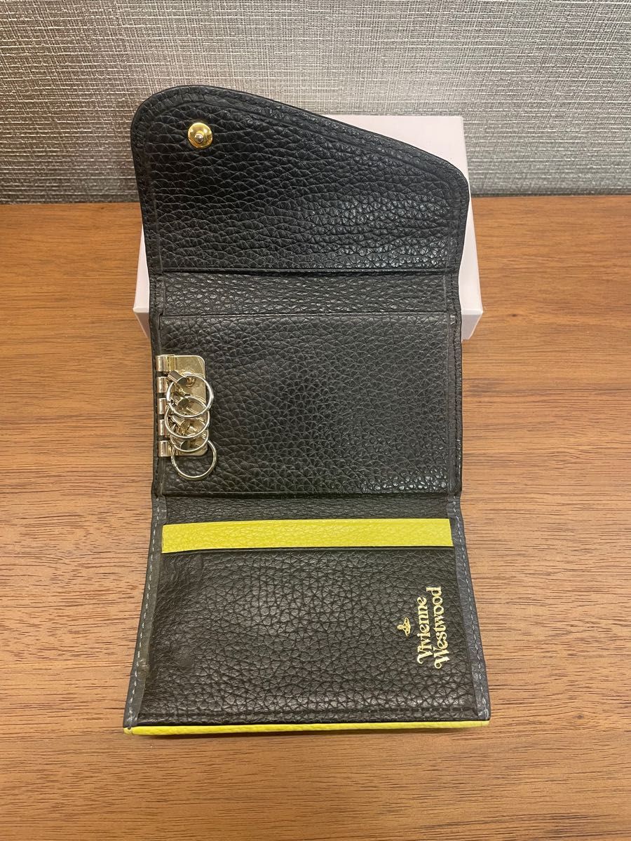 ヴィヴィアンウエストウッド Vivienne Westwood ダブルフラップ ヴィヴィアンウエストウッド Vivienne Westwood ダブルフラップ