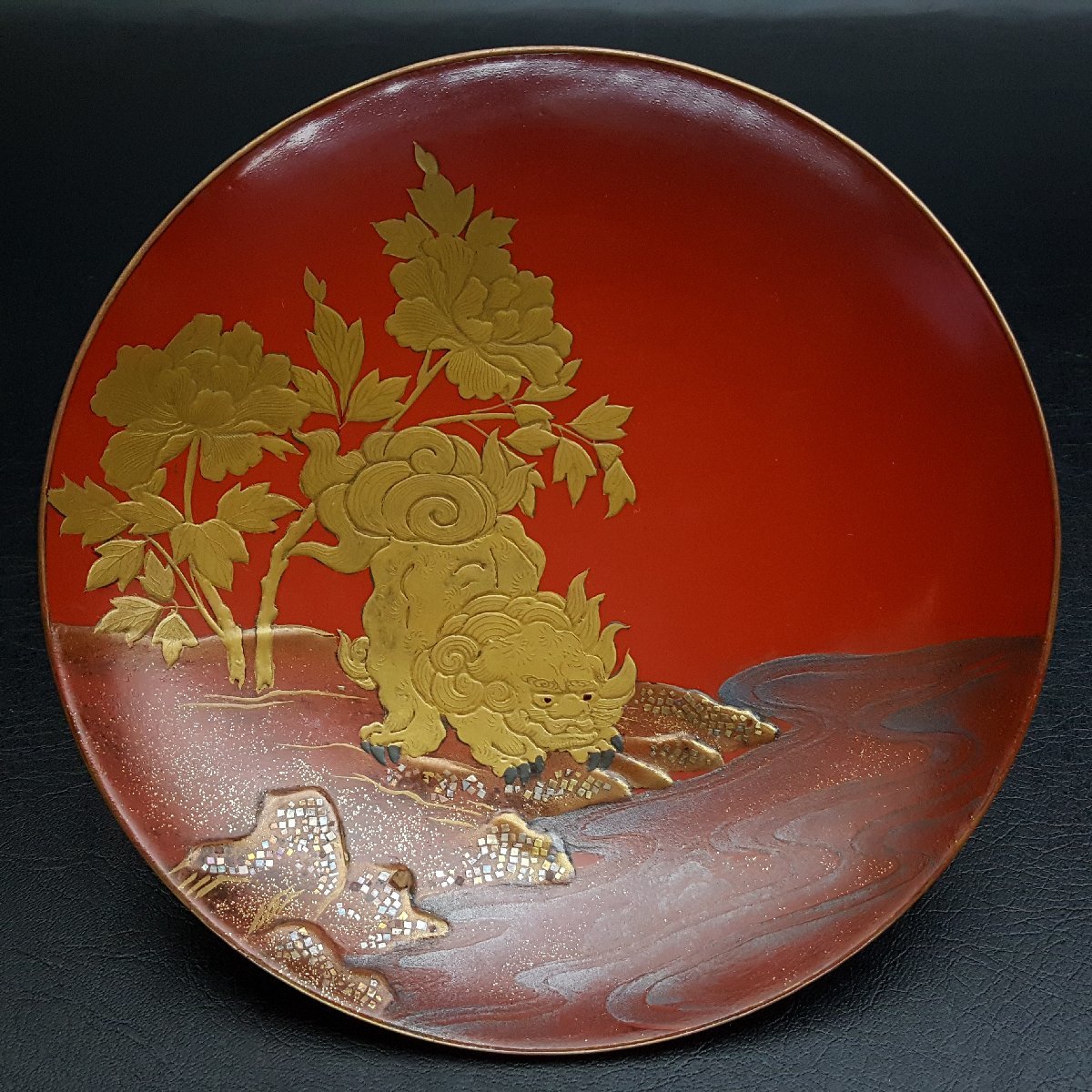 【宝蔵】古美術品 時代漆器 朱塗獅子牡丹盛蒔絵杯 大盃 19cm 酒器_画像3