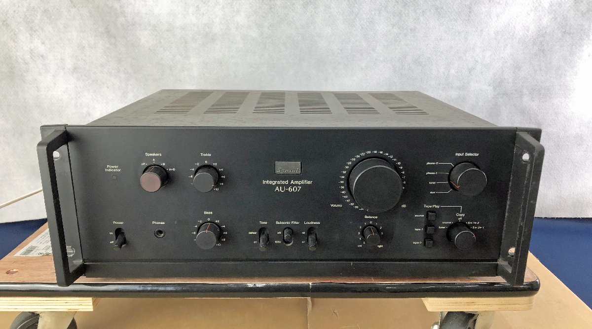 新色追加して再販 ジャンク品 プリメインアンプ AU-607 SANSUI