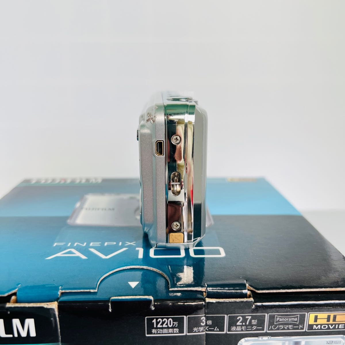 FUJIFILM FinePix AV100 中古品 動作確認済み コンパクト FUJIFILM FinePix AV100 中古品 動作確認済み コンパクト