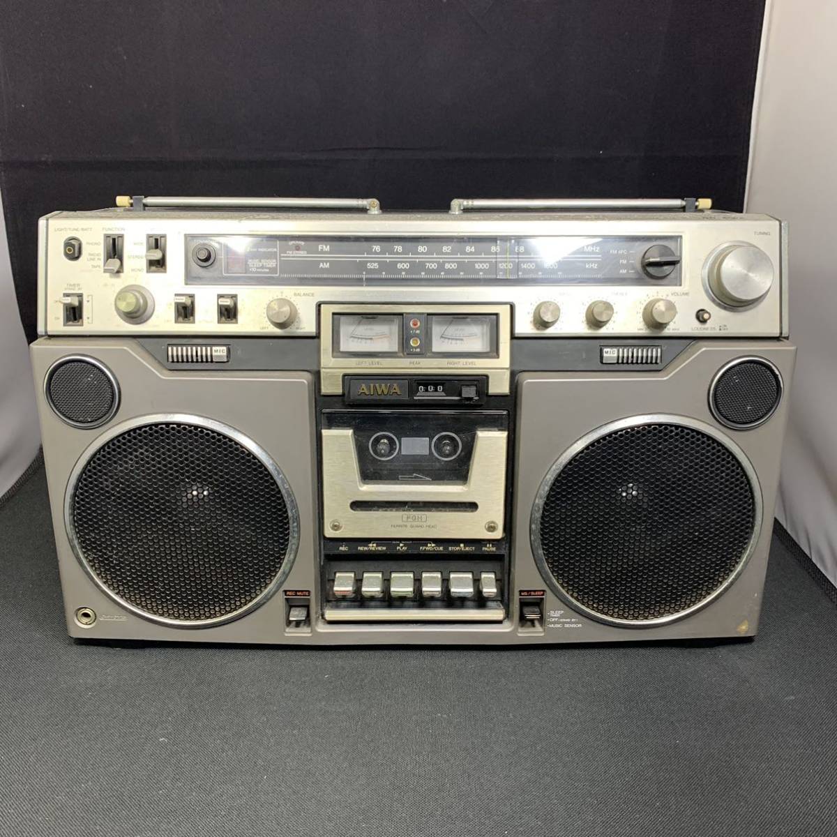 AIWA アイワ CSー80 2バンド ステレオラジカセ 昭和レトロ
