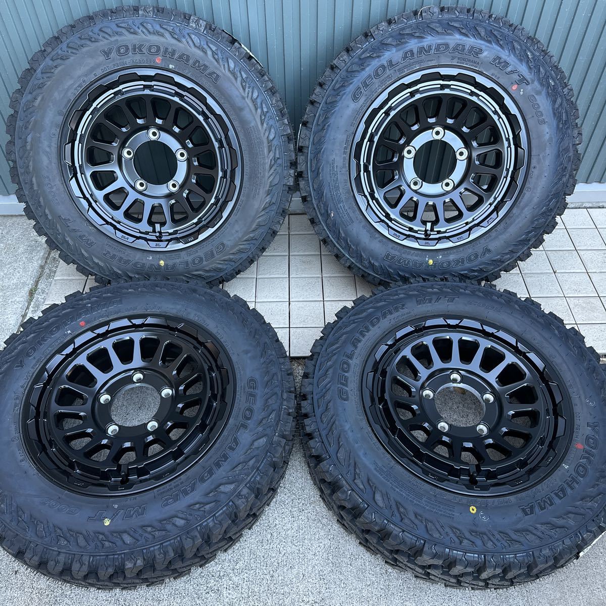 《ジオランダー G003》185/85R16◆105/103L◆16×5.5J+20◆《バークレイ リザード》ジムニー JB64 ブラック_画像1