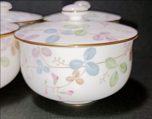456 乃りたけ(Noritake)高円の野 蓋付き湯呑み 4客 一部貫入 456 乃りたけ(Noritake)高円の野 蓋付き湯呑み 4客 一部貫入