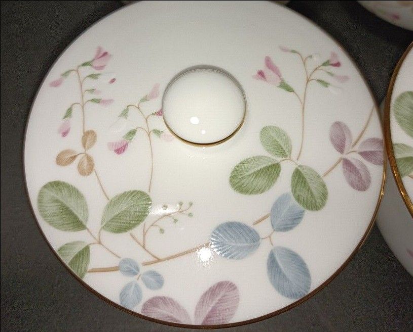 456 乃りたけ(Noritake)高円の野 蓋付き湯呑み 4客 一部貫入 456 乃りたけ(Noritake)高円の野 蓋付き湯呑み 4客 一部貫入