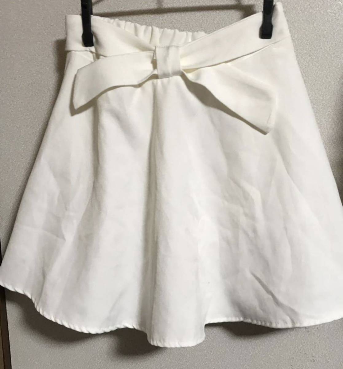 Лента белая мини -юбка