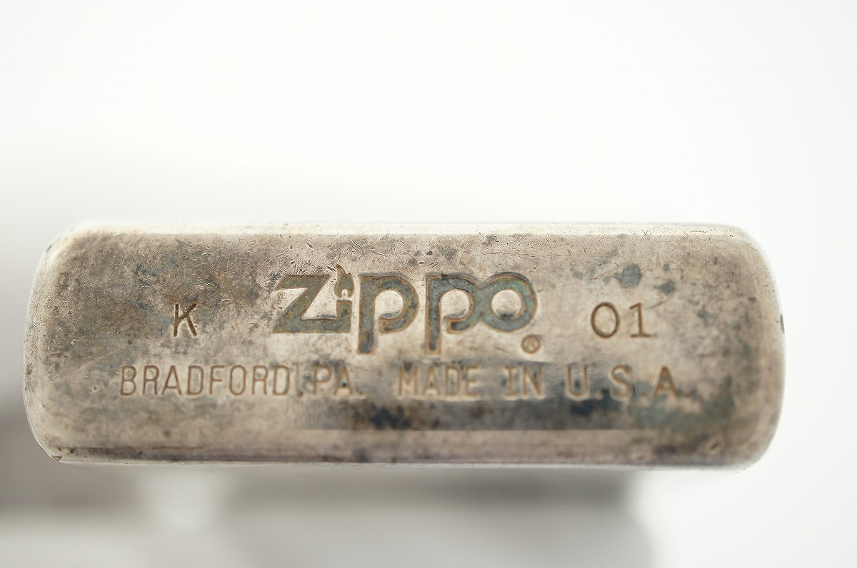 D723★ZIPPO シルバー 模様 オイルライター 2001年 火花確認済み_画像5