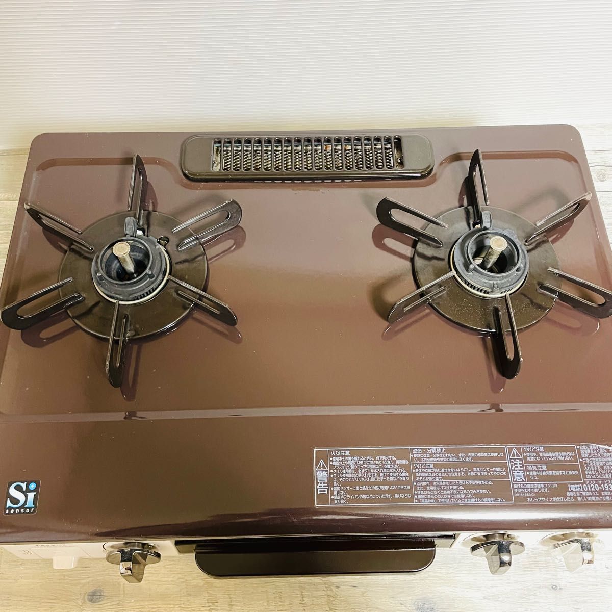 超美品 ploma ガステーブルコンロIC-33BB-R 都市ガス ホース付き 超美品 ploma ガステーブルコンロIC-33BB-R 都市ガス ホース付き
