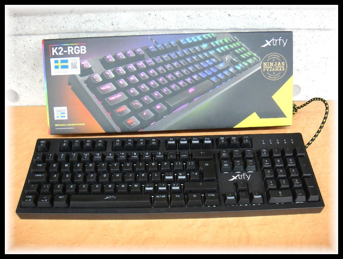 美品 Xtrfy XG-K2-R-RGB メカニカル ゲーミング キーボード USB接続 光るキーボード eスポーツ K2-RGB_画像1