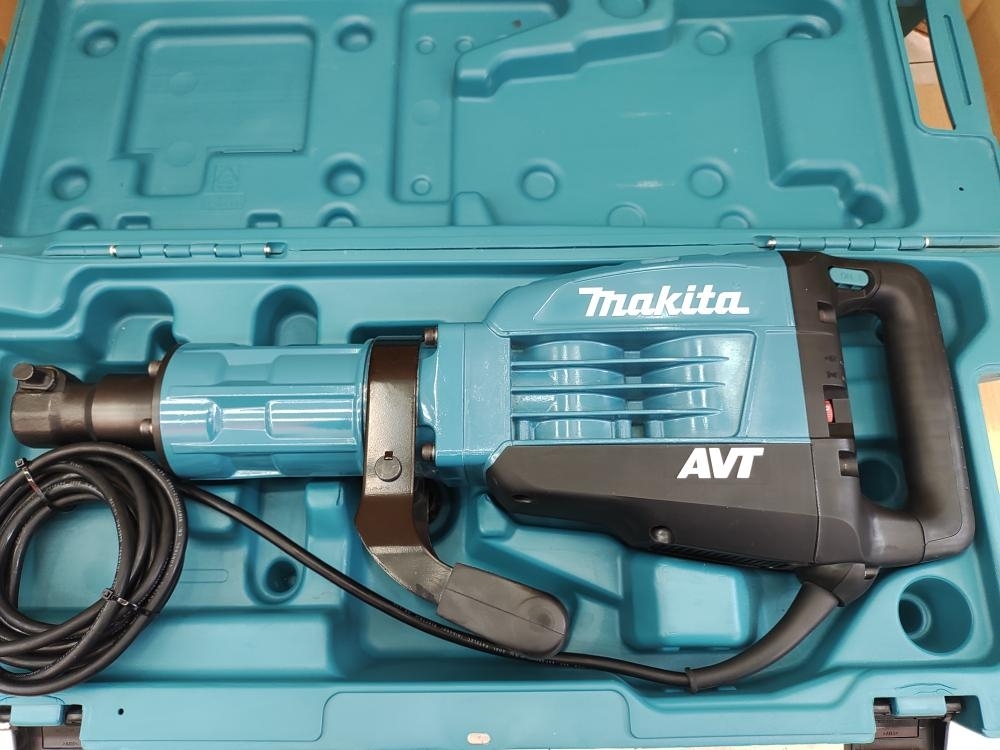 010□おすすめ商品□マキタ makita 電動ハンマ HM1317C