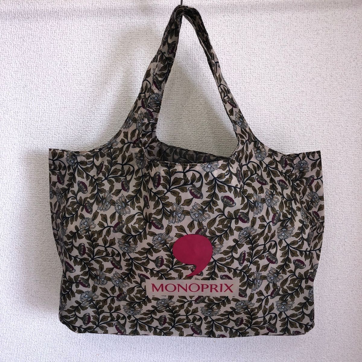 フランス monoprix (モノプリ) 麻素材 Cabas バッグ MONOPRIX モノプリ エコバッグ カーキフラワー フランス土産