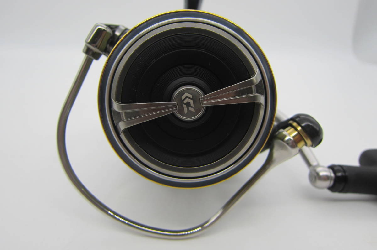DAIWA ダイワ CERTATE 19セルテート LT 4000-CXH 箱付き 説明書付き 実