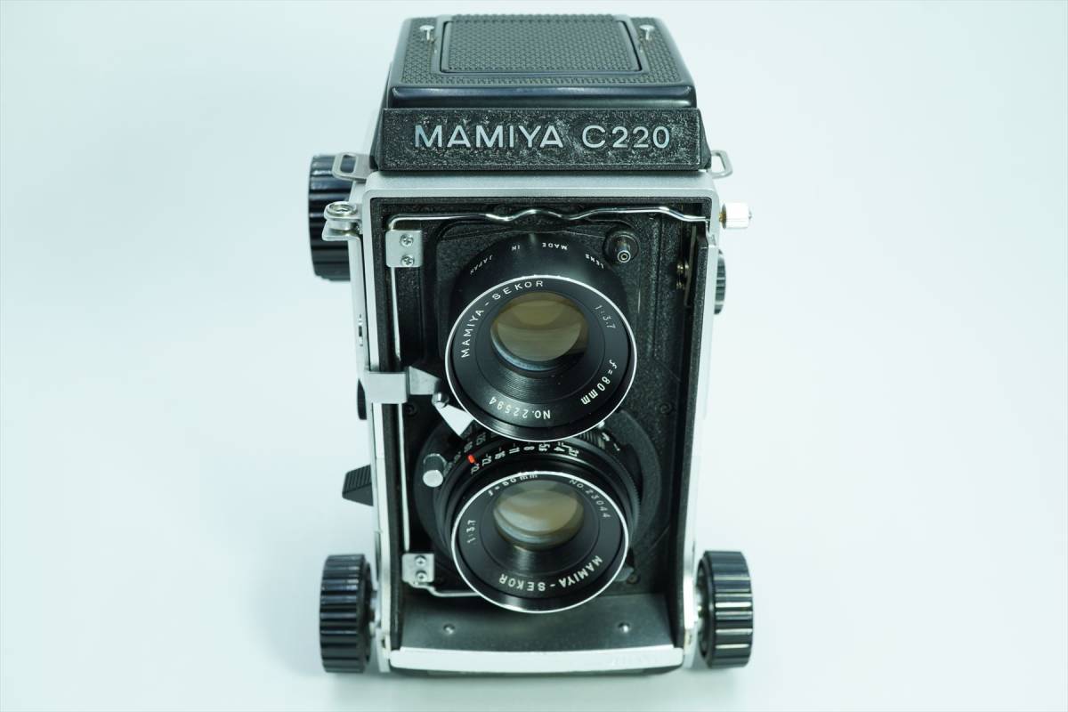 Mamiya C220 Professional ボディ 、Sekor 80mm f3.7 レンズセット
