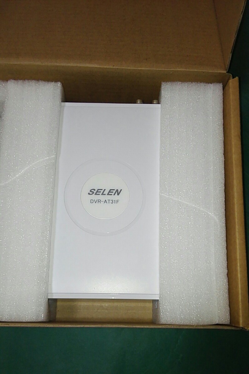 【安い低価】 SELEN DVR-AT31F ハードディスクレコーダー ＆SELEN SE-20F 映像電源ケーブル20M(防犯カメラ)｜売買