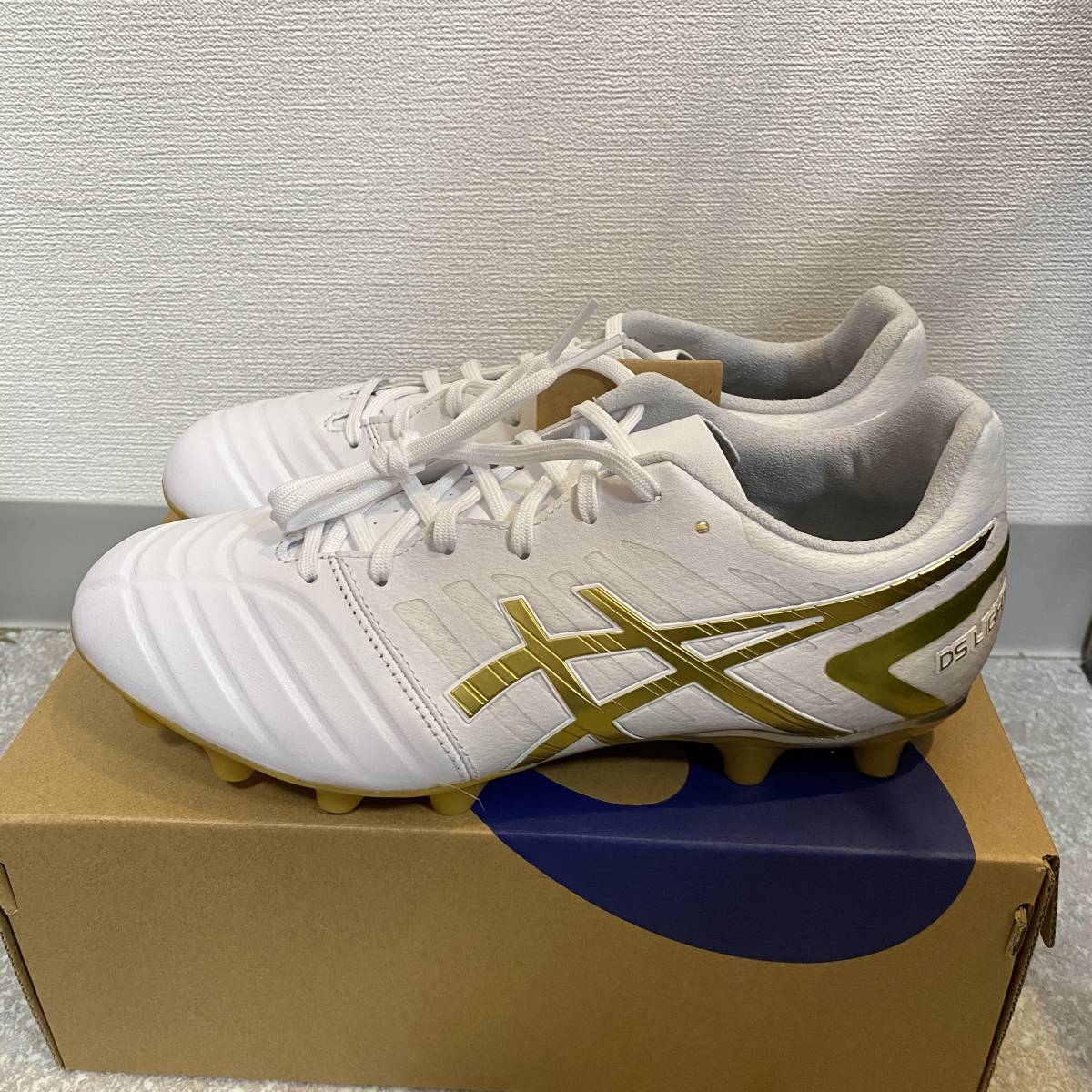 【新品未使用】asics / DS LIGHT WIDE（25.5cm）