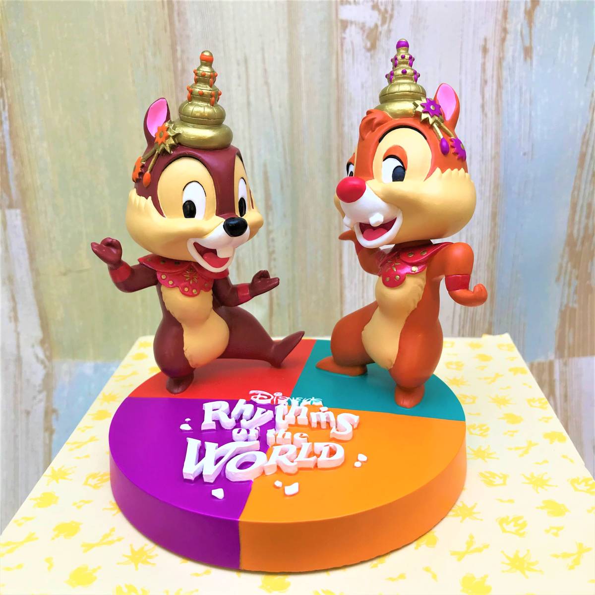 レア★チップとデール Chip＆Dale チップ＆デール Rhythms of the WORLD ダンス 踊り フィギュア ★ディズニーシー Disney TDS_画像2