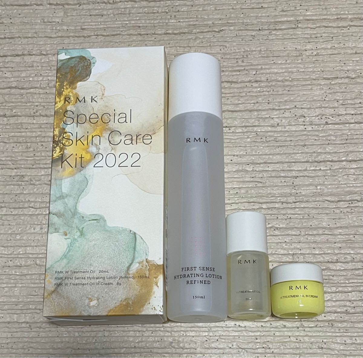 RMK スペシャルスキンケアキット 2022 /ファーストセンスハイドレーティングローションリファインド Wトリートメントオイル|PayPayフリマ
