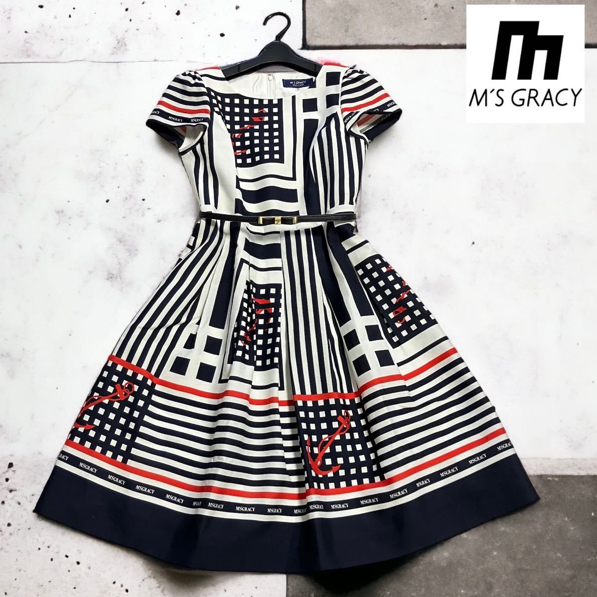美品 エムズグレイシー ロゴ入り マリン柄 ワンピース Aライン ウエストベルト付き サイズ36 ネイビー M'S GRACY