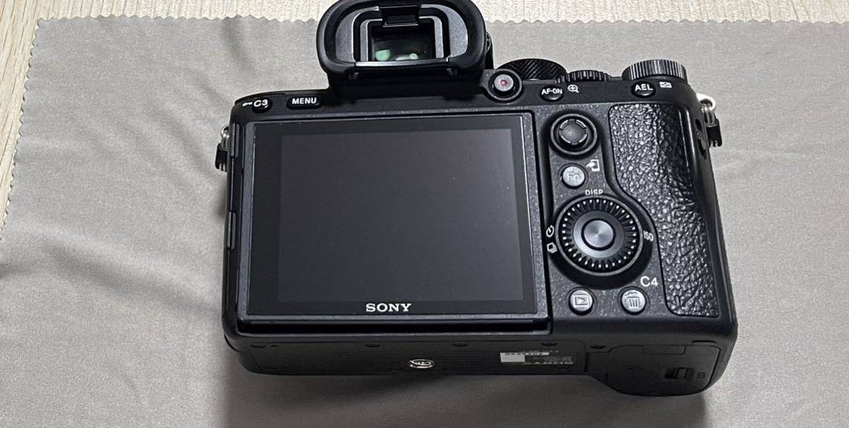 送料無料】SONY α7R III(ILCE-7RM3)ボディ 低ショット数