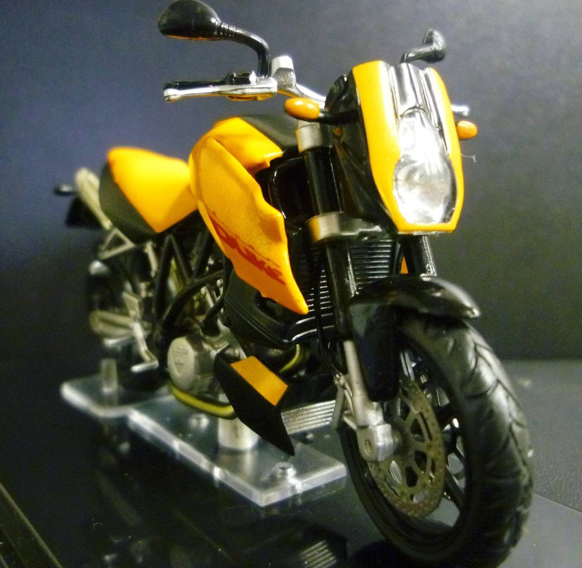 1/24  KTM LC8 Duke デューク LC 8 ATLAS IXO アトラス イクソ 製品 の画像7