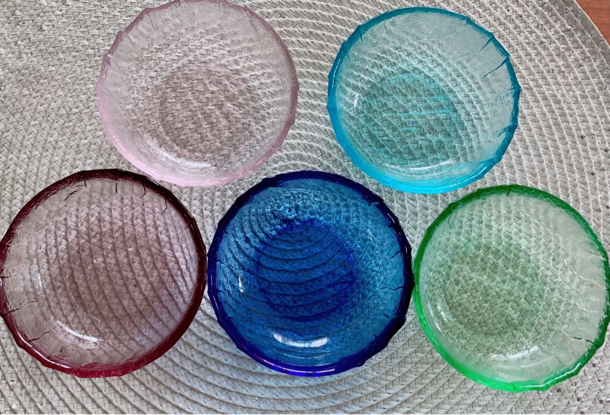 昭和レトロ】ガラス小皿 5枚セット 小鉢 醤油皿|Yahoo!フリマ 昭和レトロ】ガラス小皿 5枚セット 小鉢 醤油皿|Yahoo!フリマ