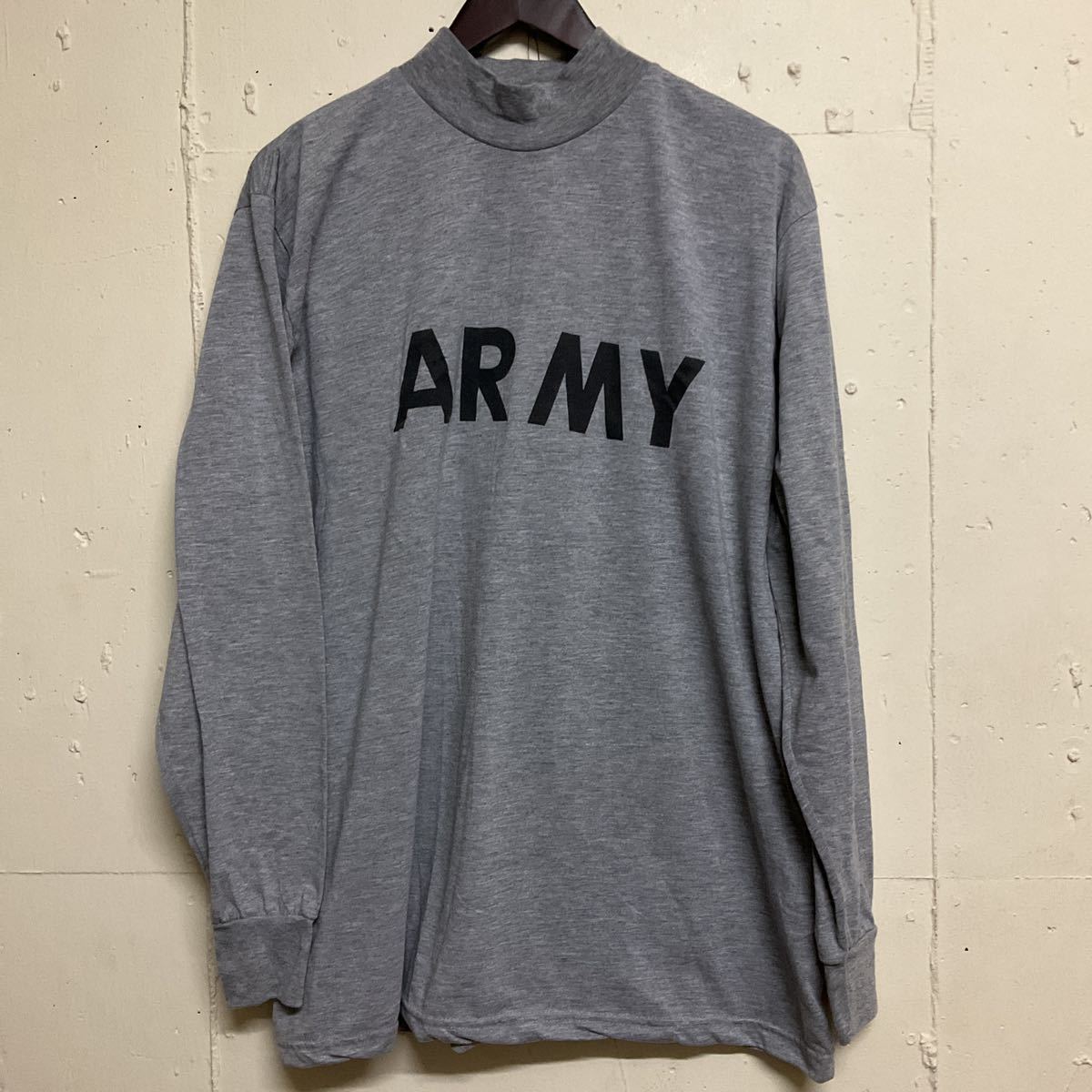 U.S.ARMY 米軍実品 トレーニング ロングTシャツ モックネック ハイネック 長袖 L ユーズド 古着 グレー