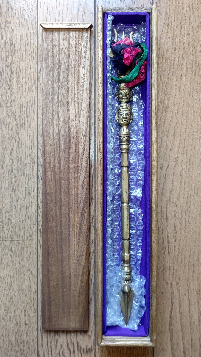稀少古物　チベット法器（祭器）　鍍金・黄銅、木箱付