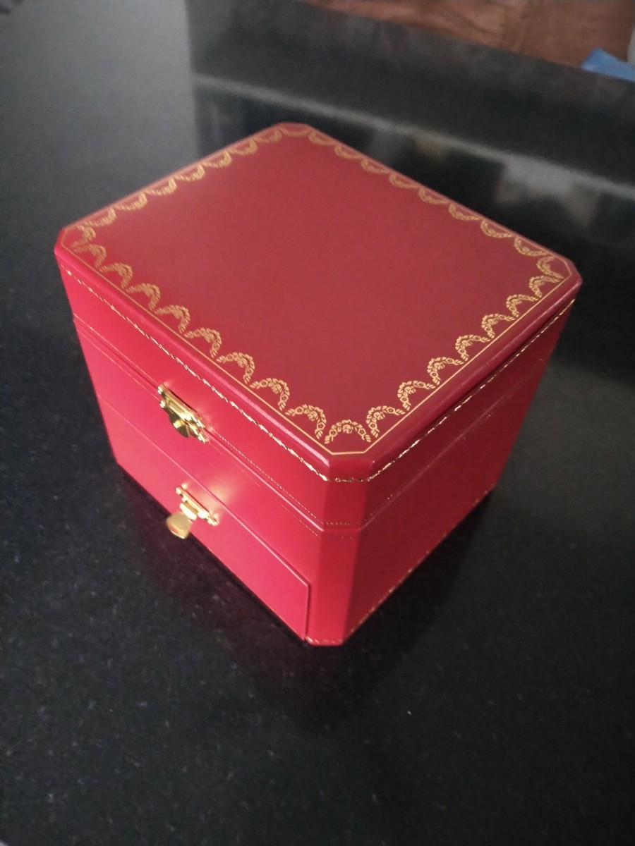  Cartier Cartier vanity case jewelry case?