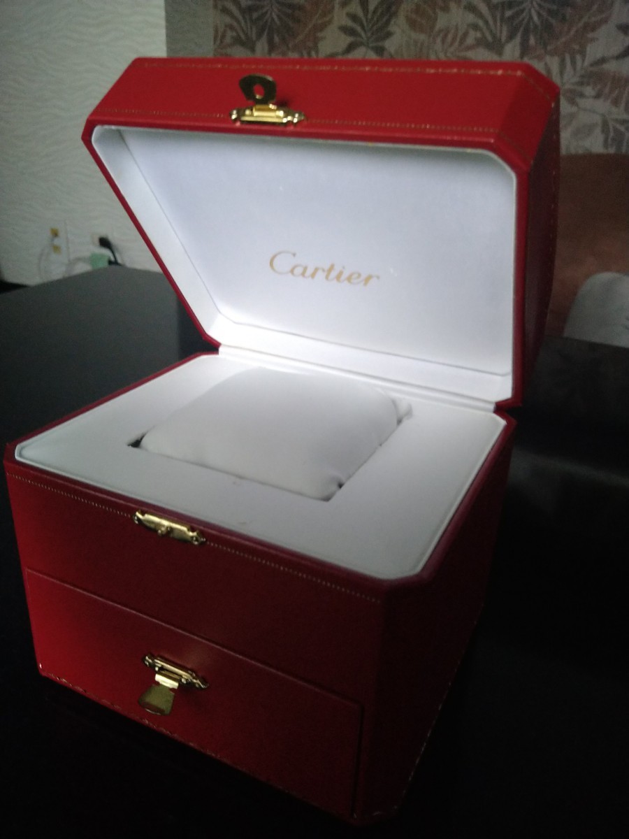  Cartier Cartier vanity case jewelry case?