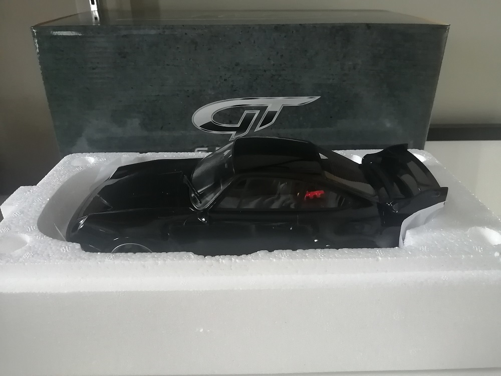 新品開封のみ GT SPIRIT GTスピリット 京商 ポルシェ 911 993 ガンサー