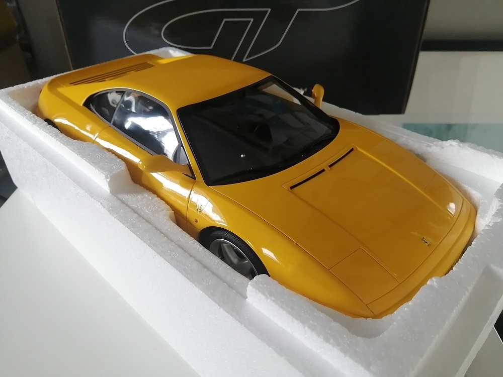 新品開封のみ GT SPIRIT フェラーリ Ferrari F355 ベルリネッタ