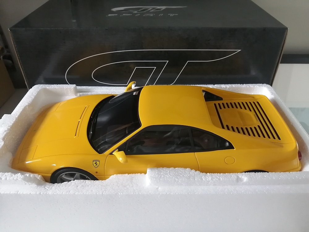 新品開封のみ GT SPIRIT フェラーリ Ferrari F355 ベルリネッタ