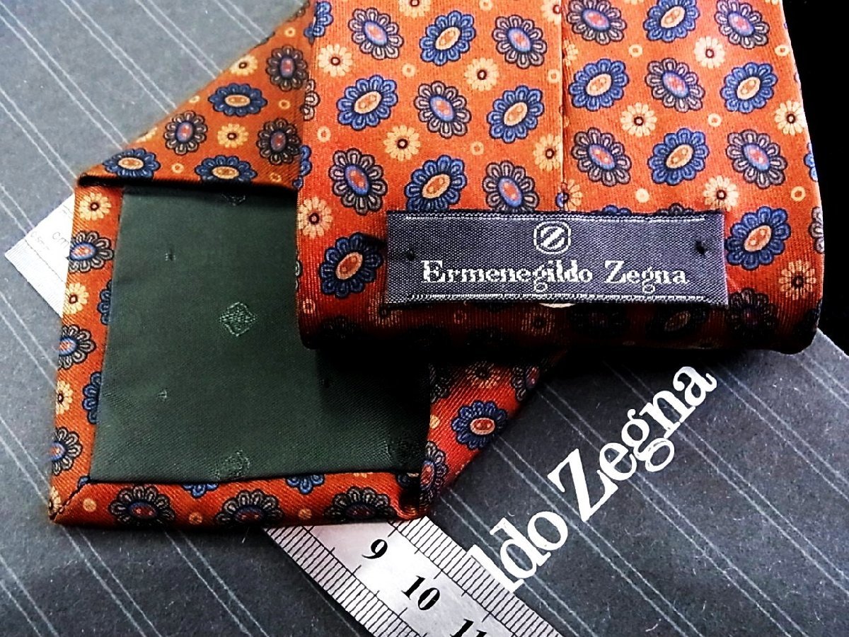 ♪今週の特売980円～♪1859♪良品【ZEGNA】ゼニア【花 植物 柄】ネクタイ♪_画像2