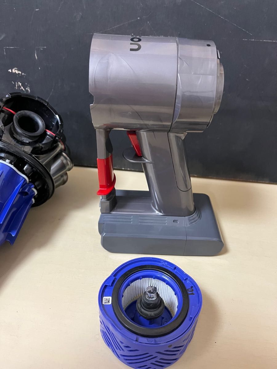 dyson ダイソン V6 モーターヘッド コードレスクリーナー 分解 dyson ダイソン V6 モーターヘッド コードレスクリーナー 分解