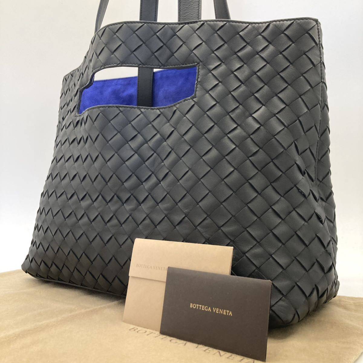 BOTTEGA VENETA レザートートバッグ 大容量-