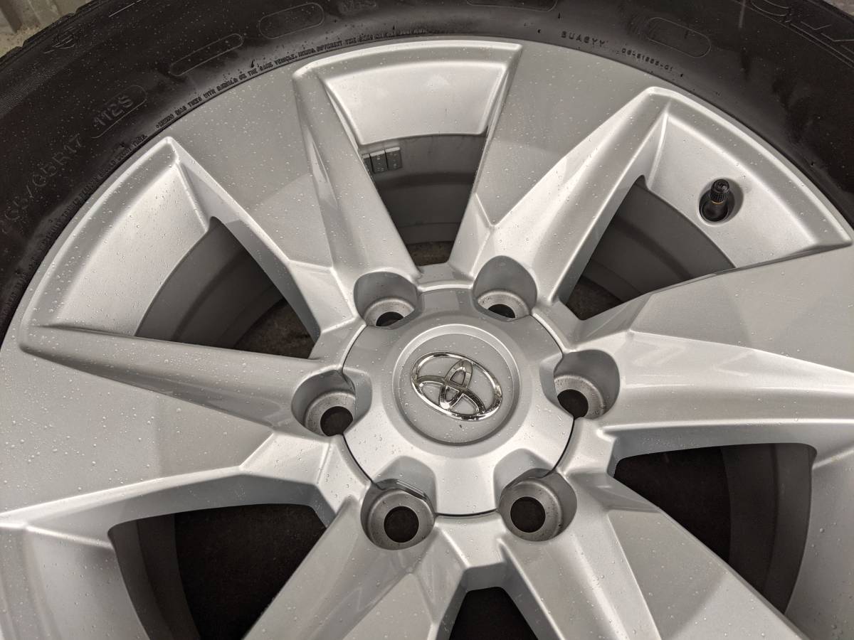 新車外し 美品 トヨタ 17インチ ランドクルーザー 25 4本 65R17 PCD139