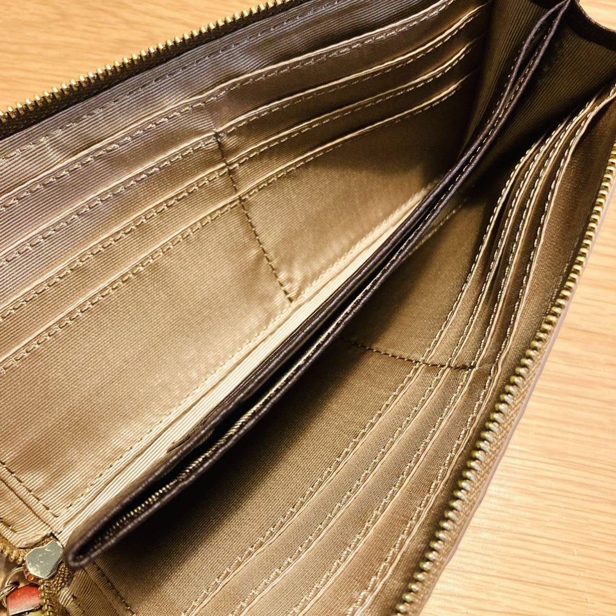 未使用品 CLAIRE クレア ステンドグラス L字長財布 イタリアン 未使用品 CLAIRE クレア ステンドグラス L字長財布 イタリアン