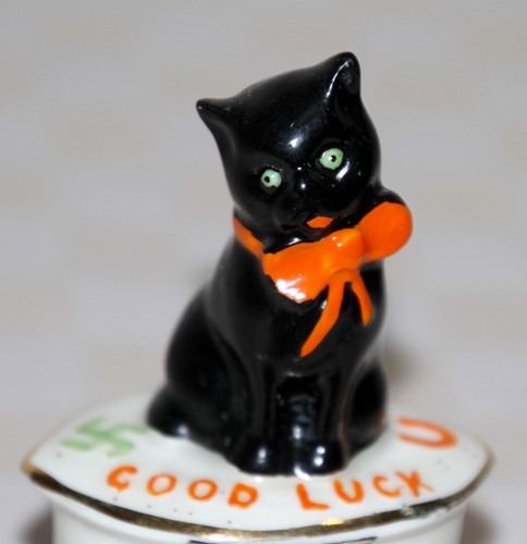 英国土産　黒猫　ラッキー・キャット・フィギュア　置物　CARLTON CHINA 　紋章付 陶磁器　中古品　ヴィンテージ　アンティーク_画像9