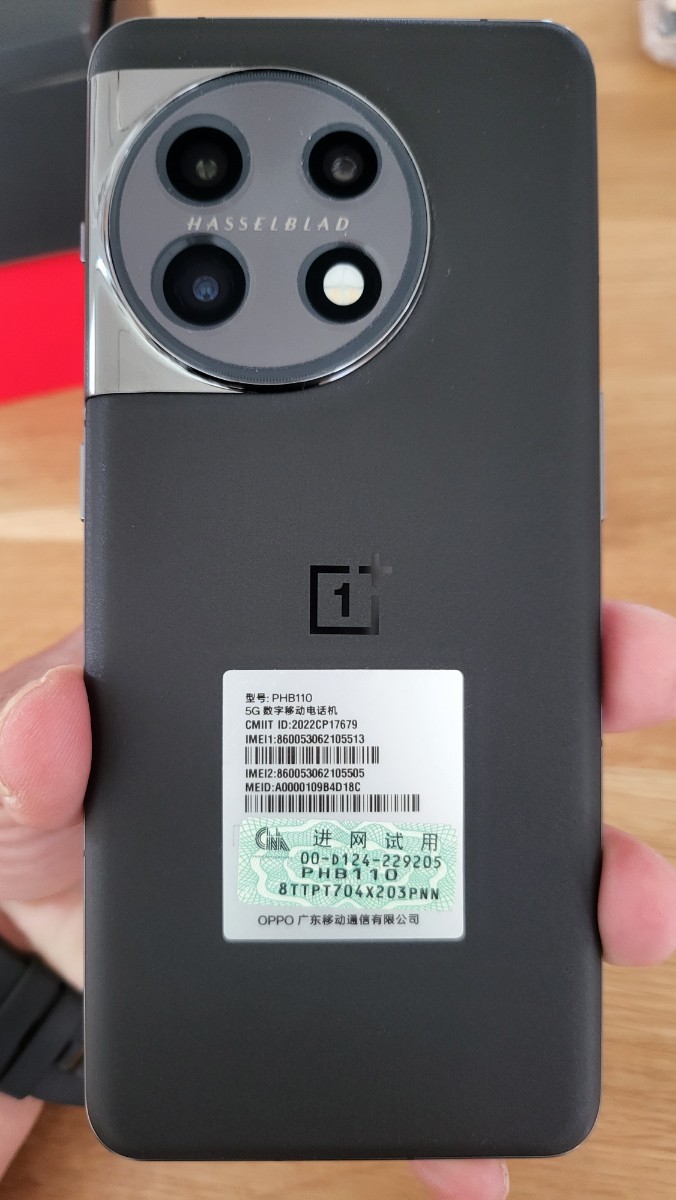 Playストア導入済み 美品 OnePlus 11 中国版 12GB 256GB ケース