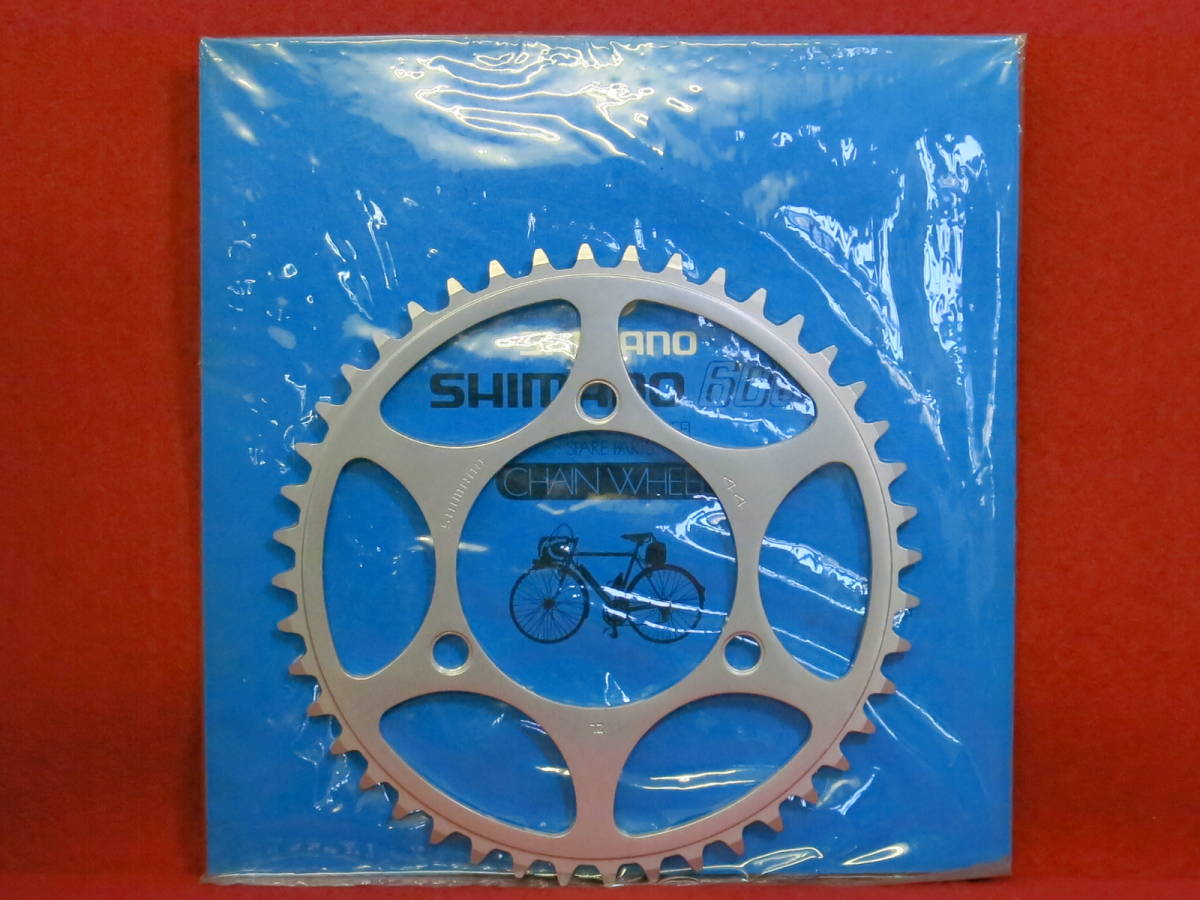 CW-0010-13073　SHIMANO 600 旧歯形 チェーンリング 44ｔ 3穴PCD94mm 袋入り 薄歯新品_画像1