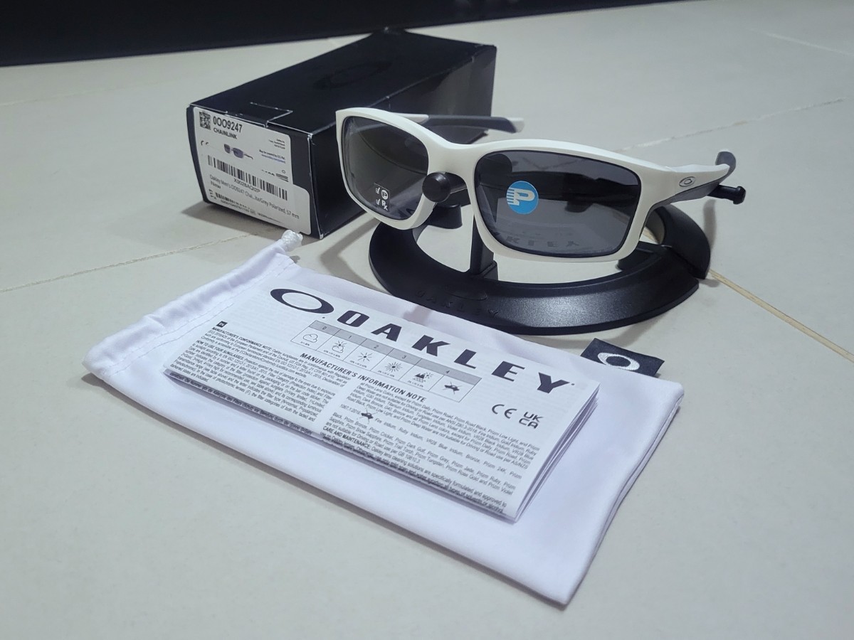 正規品 新品 偏光レンズ OAKLEY CHAINLINK オークリー チェーンリンク GREY POLARIZED グレー ポラライズド サングラス OO9247-0757