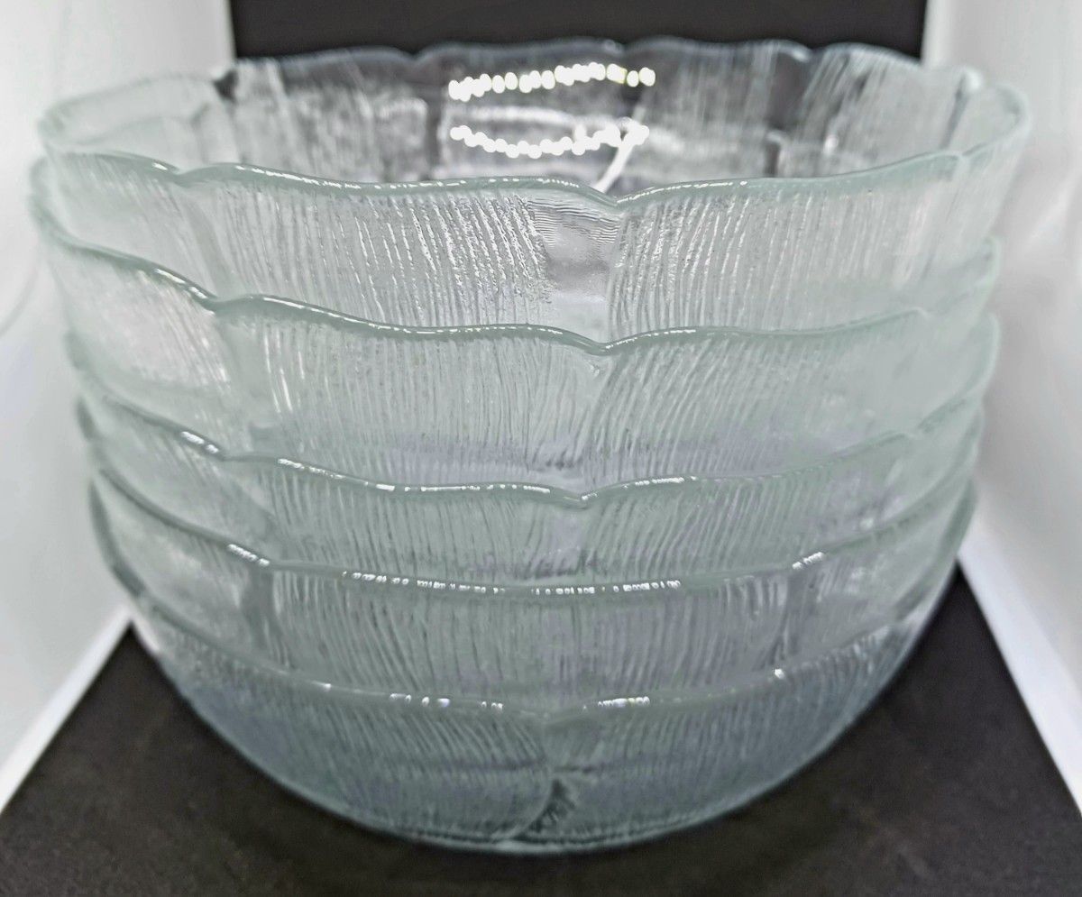 ガラスそうめん鉢 5個セット 口径約17.6 cm 高さ約 8.2cm 　鉢の重さ1個約407g