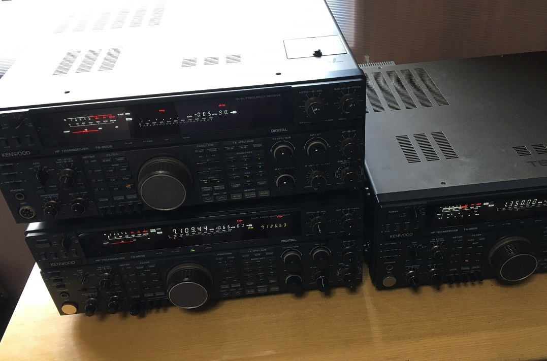 KENWOOD TS-950SD HF100w フイルター満載 AT搭載 美品 KENWOOD TS-950SD HF100w フイルター満載 AT搭載